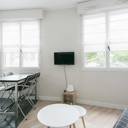 Apartamento Le 10 Cosy Montrouge Exterior foto